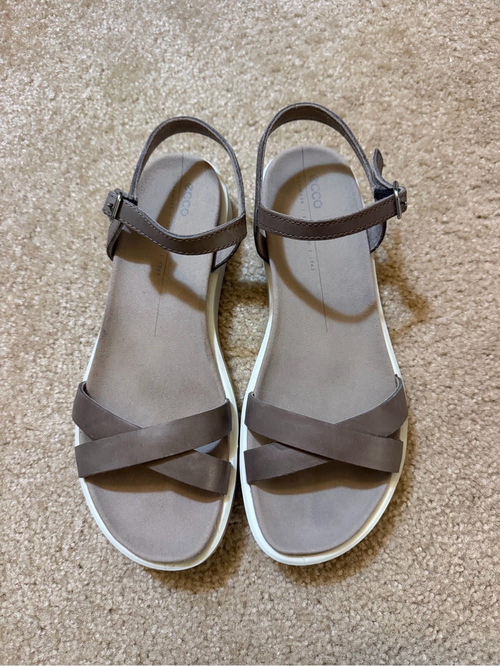 Ecco Brown Leather Crisscross Ankle Strap Sandals